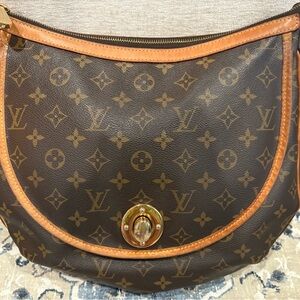 Louis Vuitton Classic Monogram Shoulder Bag Tulum GM